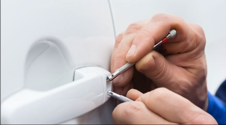 Broken Key Extraction from Car Door Locks